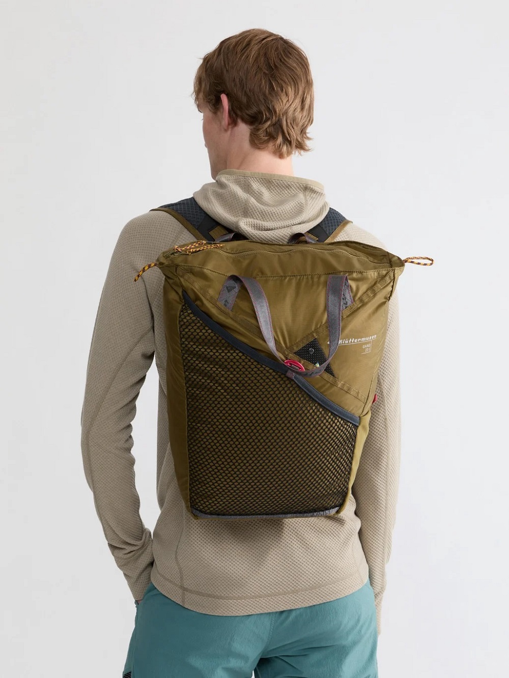 husky-onlinestore-gand-bag-23L-10405-live-a