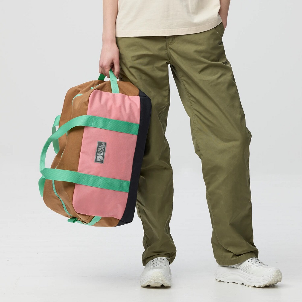 husky-onlinestore-fjaellraeven-vardag-duffel-33-poppy-pink-khaki-dust-23200342-354-228-live-c