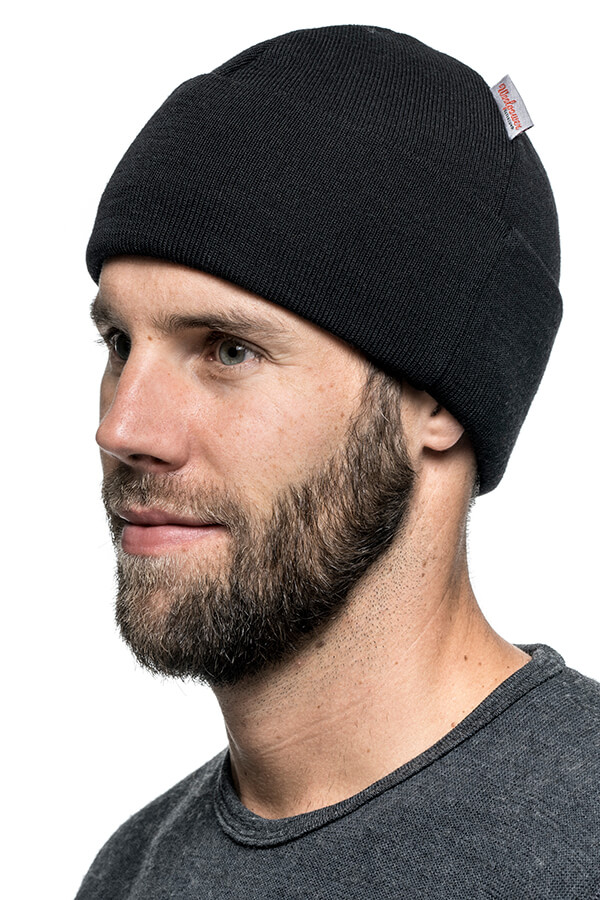 Woolpower Beanie Classic Black Lifeansicht 2