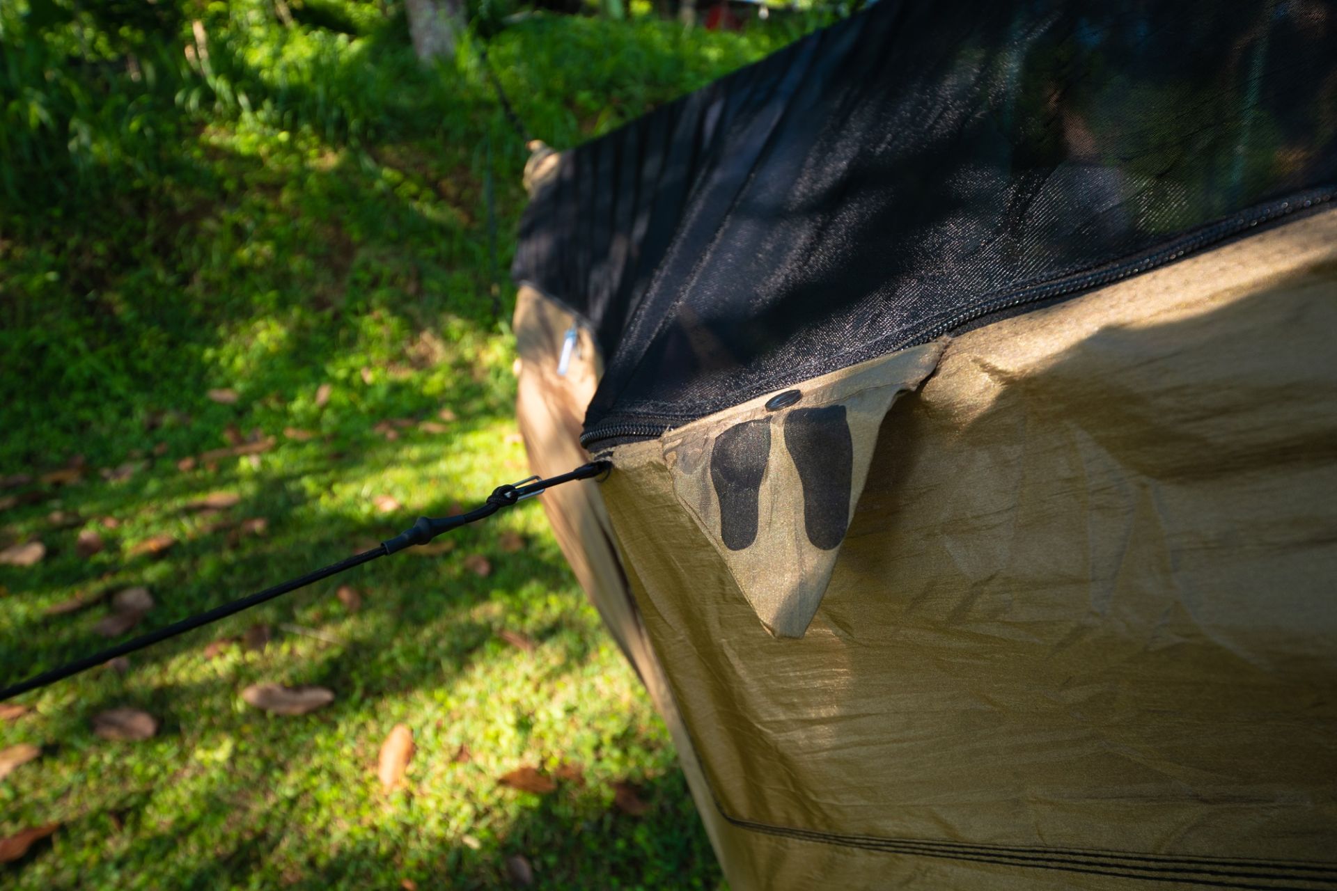 Husky-Onlinestore-Ticket-To-The-Moon-Pro-Hammock-Brown-Fussbereich