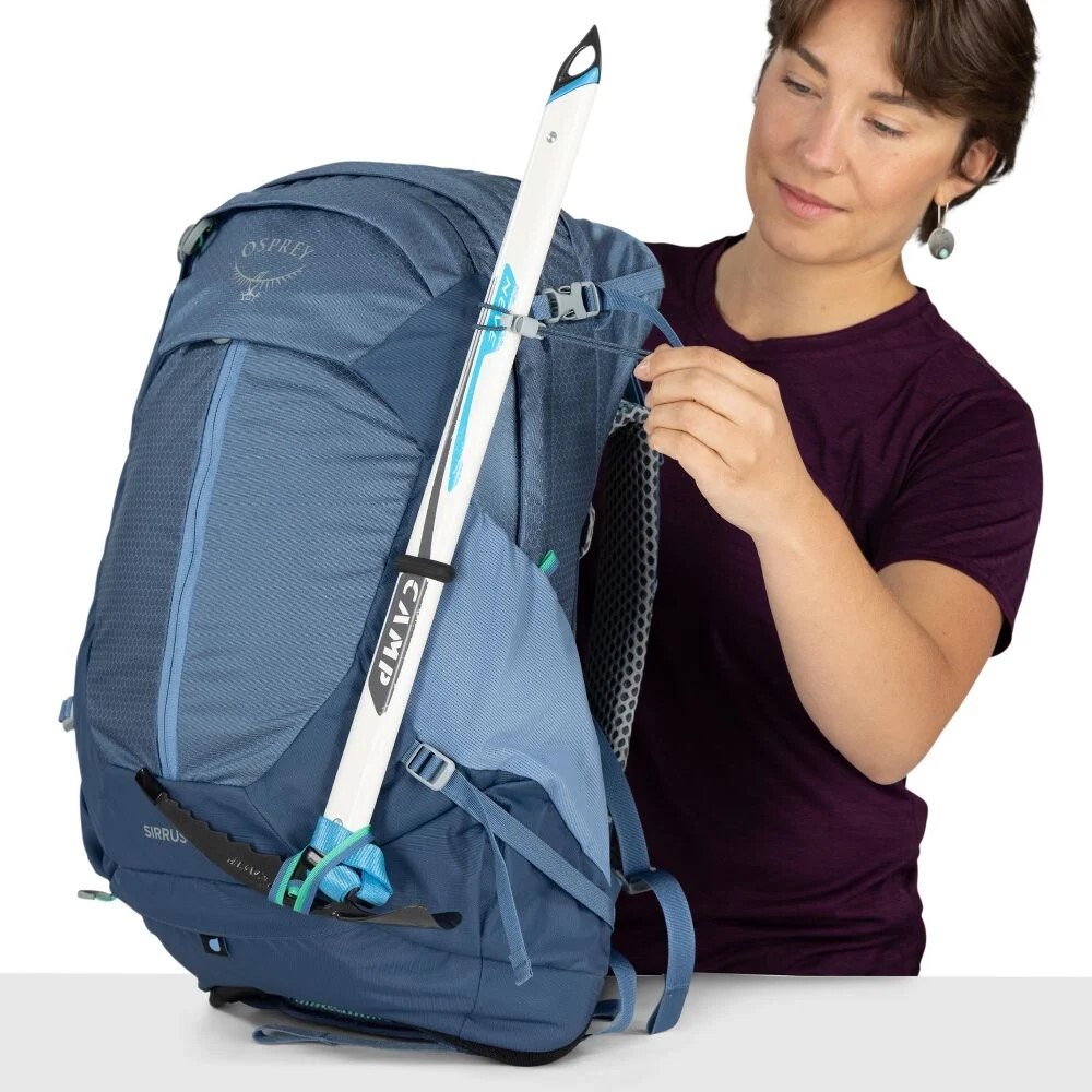 Husky-Onlinestore-Osprey-Sirrus-24-1000751-Sevre-Blue-Detail-Halterung
